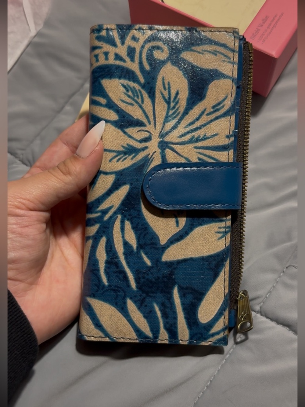 Patricia Nash genuine leather- Teal Floral Wallet - Picture 6 of 10